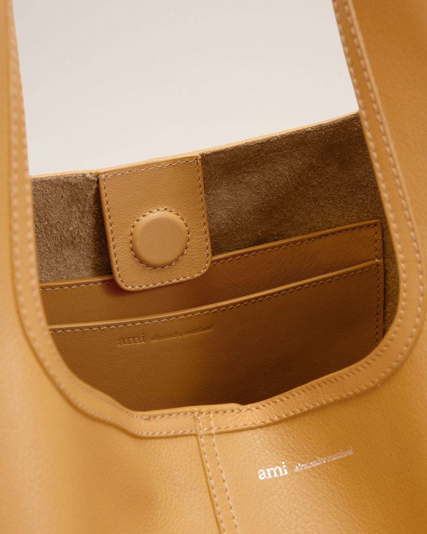 ULL715.AL0137.A086_F_6