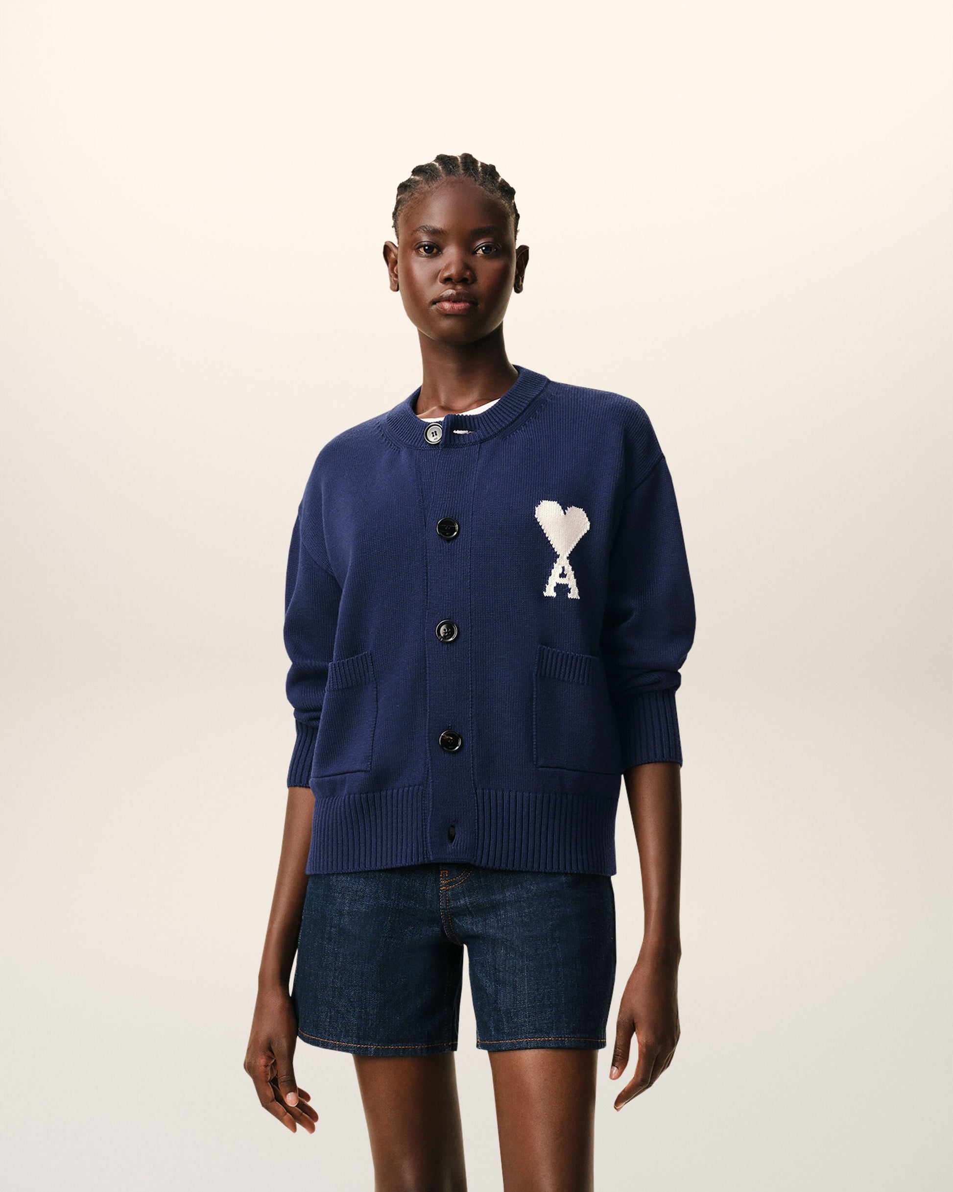 UKC381.KN0156.A116_F_2