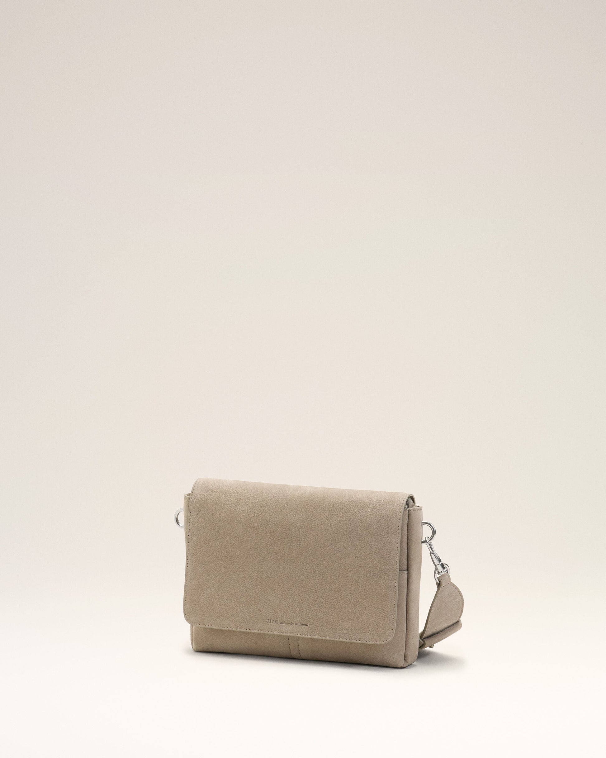 ULL731.AL0182.A002_F_4