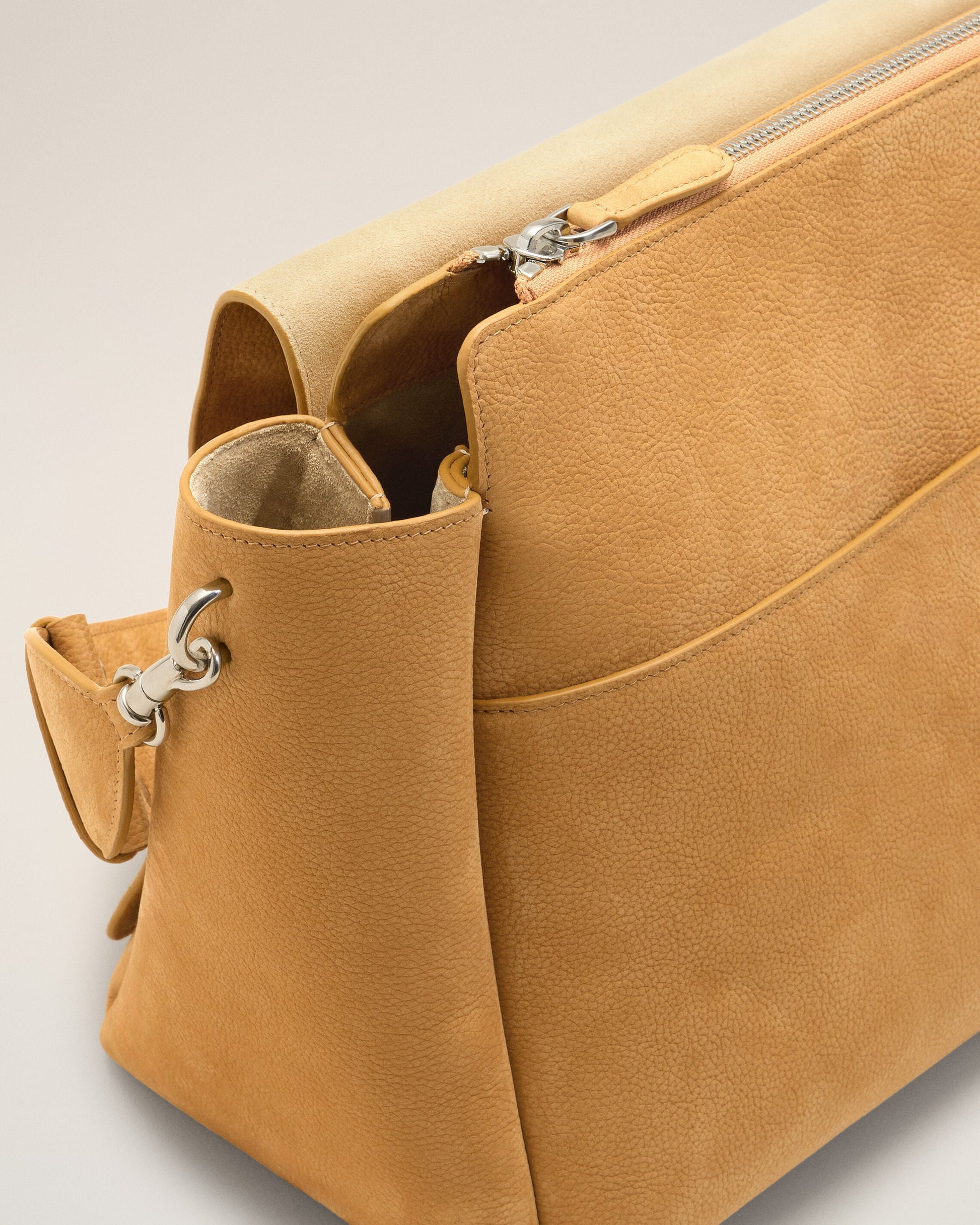 ULL732.AL0182.A086_F_6