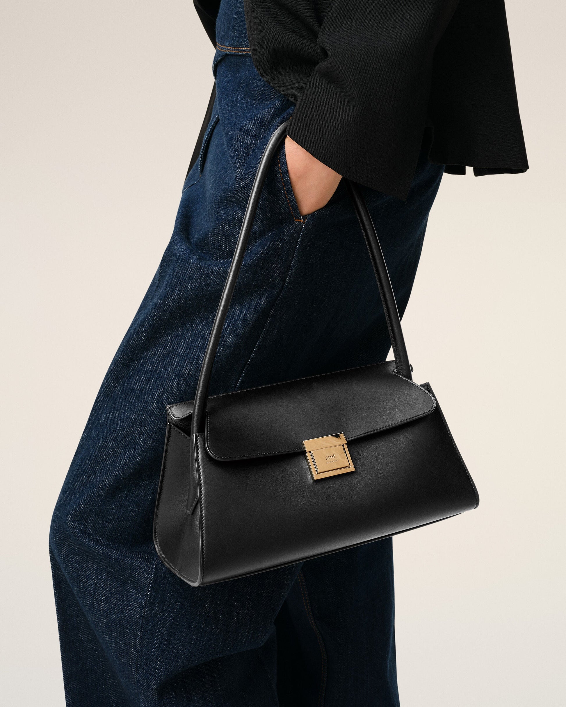 ULL734.AL0144.001_F_2