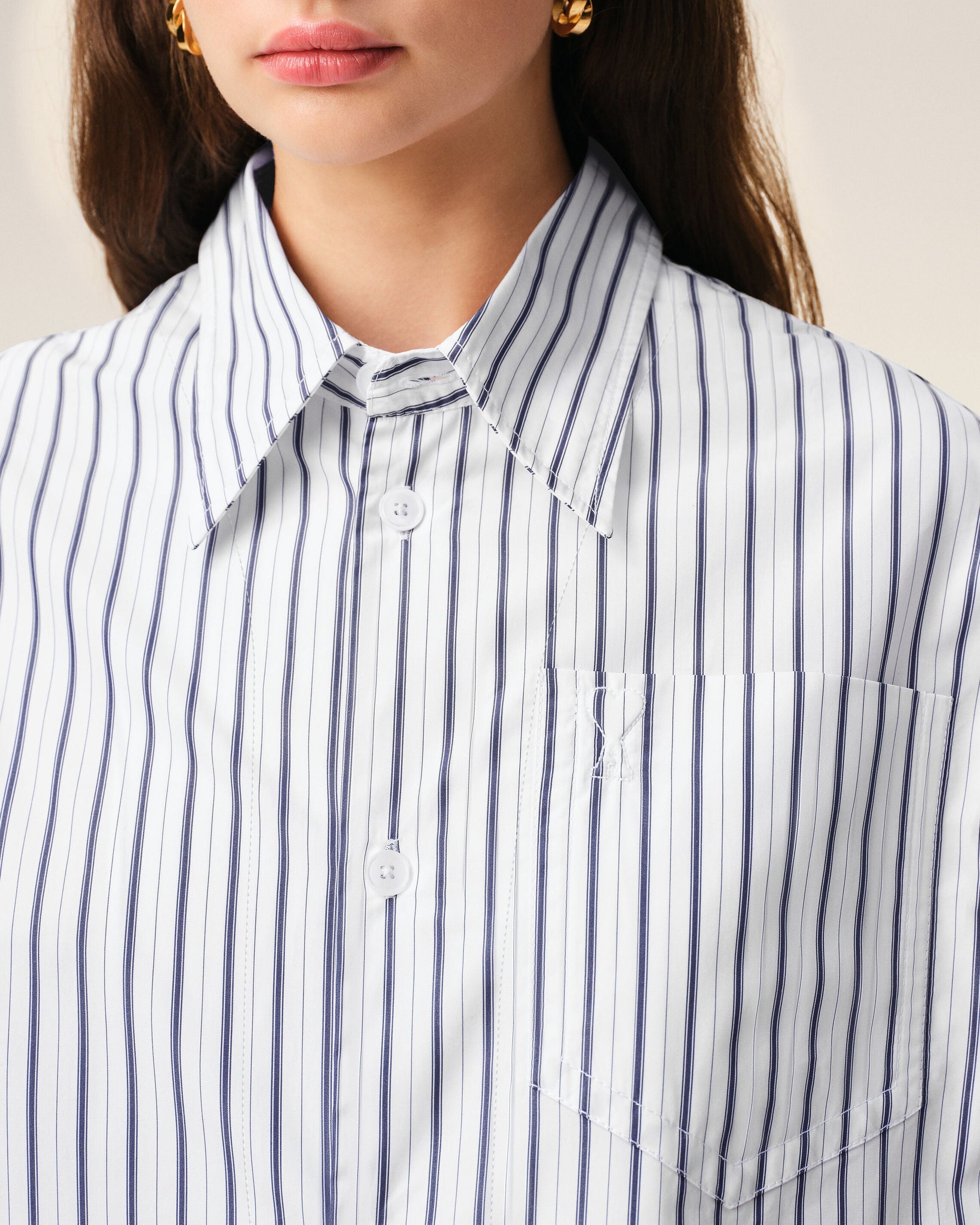 USH809.CO0220.A074_F_4